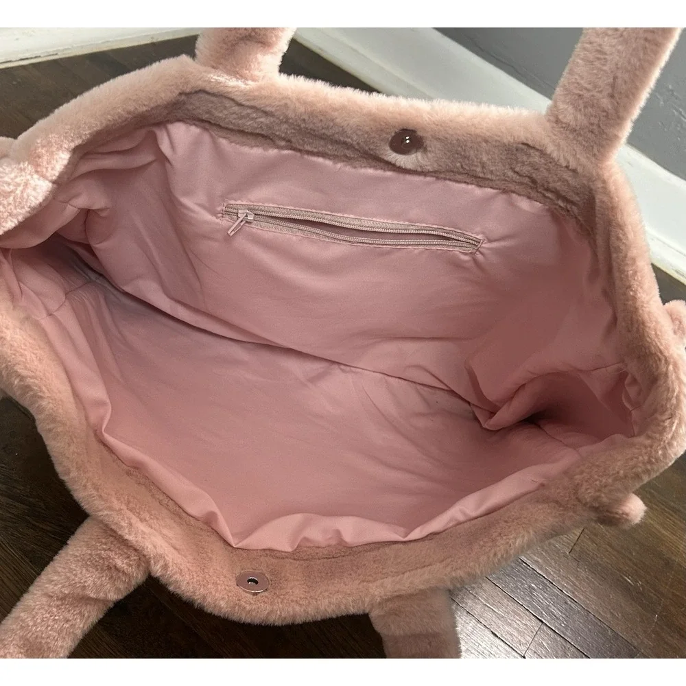 Women's Minky Coutour Pink Plush Soft Annie Tote Bag Washable Zip Picket Inside